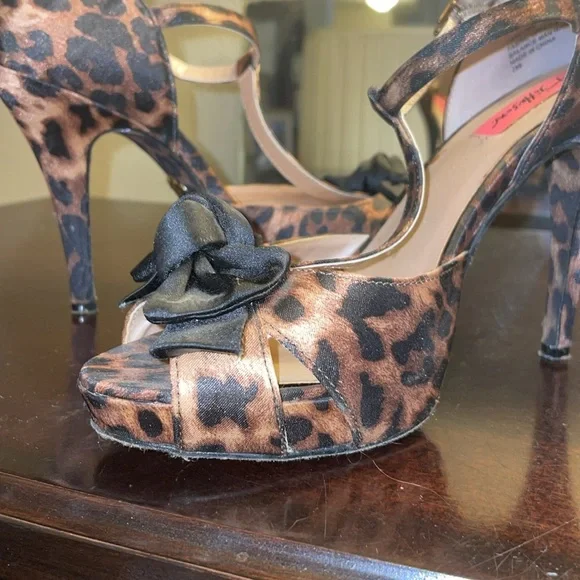 Betsey Johnson heels - Picture 4 of 6